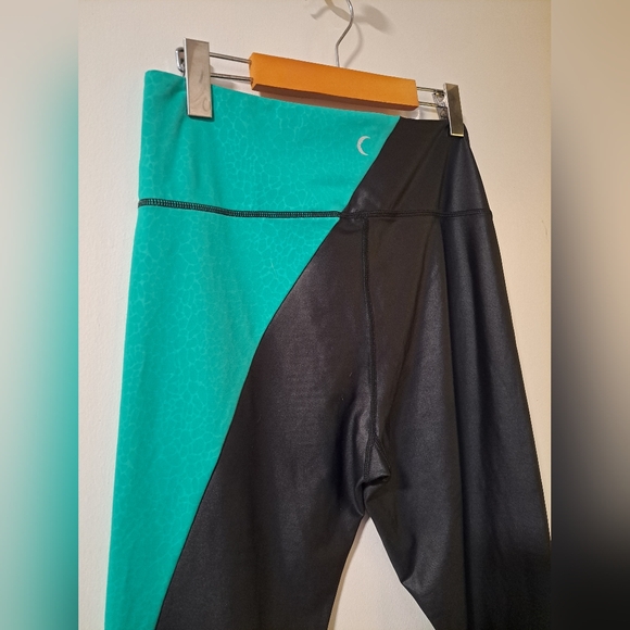 Zyia Jade River Stone Metallic Light n Tight Hi- Rise - Picture 3 of 5